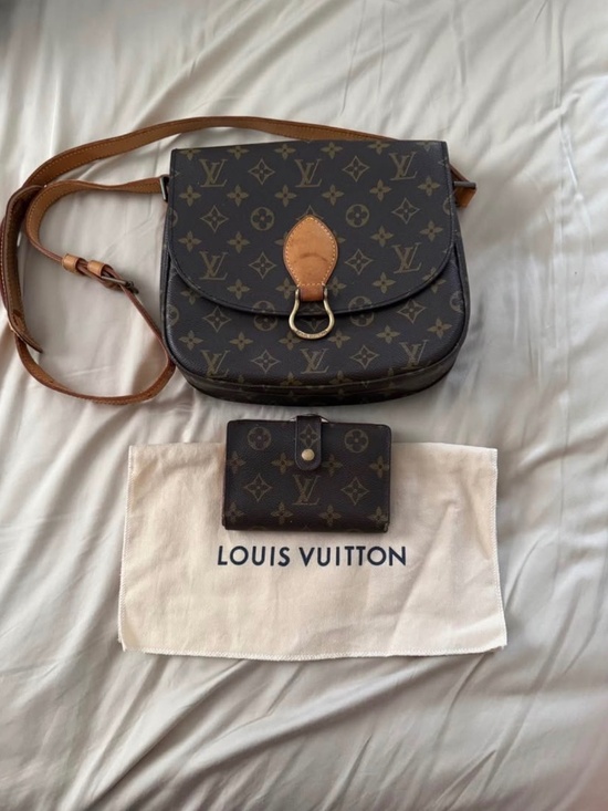 Louis Vuitton Handbags - AUTHENTIC Louis Vuitton St.Cloud crossbody with Louis Vuitton wallet